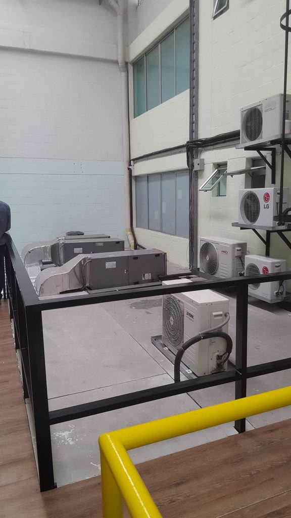 SISTEMAS SPLIT Y MINI SPLIT PARA ÁREAS COMERCIALES